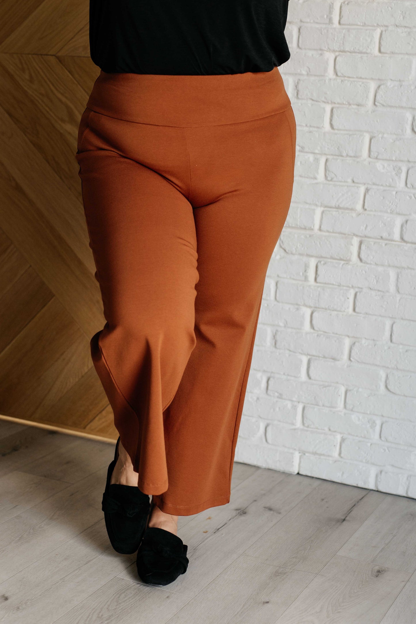 Magic Wide Leg Crop Pants in Rust