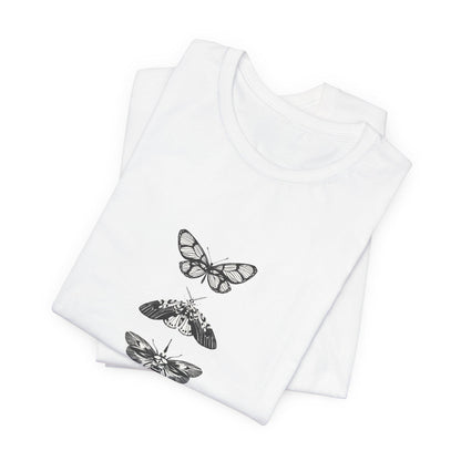Minimalist Butterfly Graphic Tee for Nature Enthusiasts, Stylish Casual Shirt, Gift for Eco Lovers, Unisex Casualwear